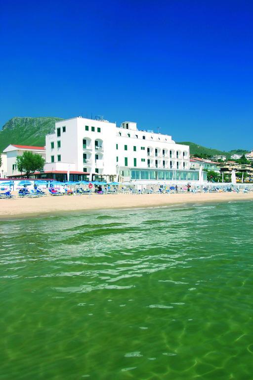 Hotel Amyclae Sperlonga Buitenkant foto